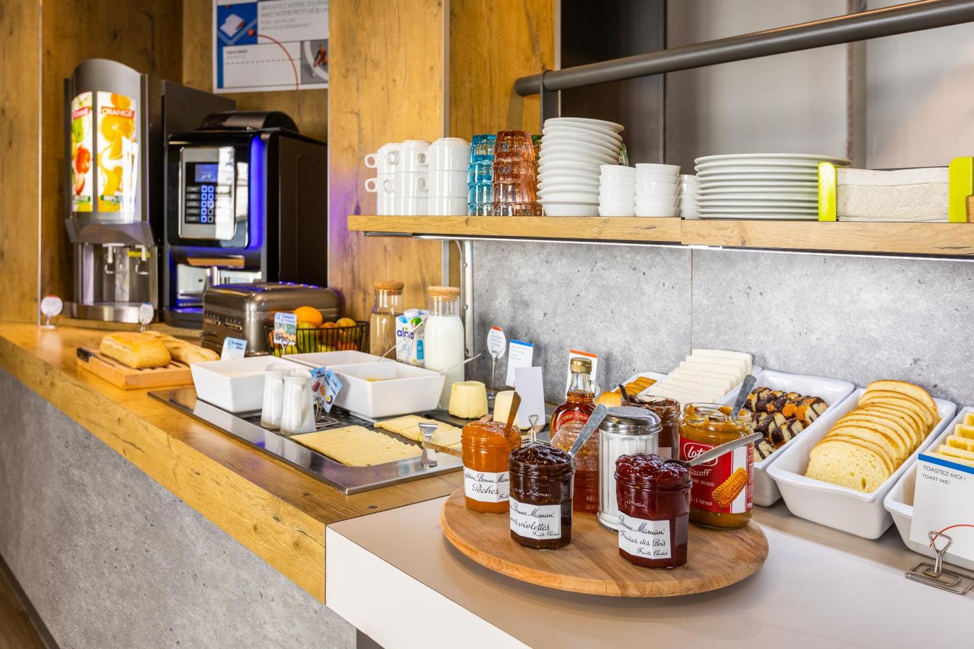 Ibis Budget Angouleme Centre Экстерьер фото
